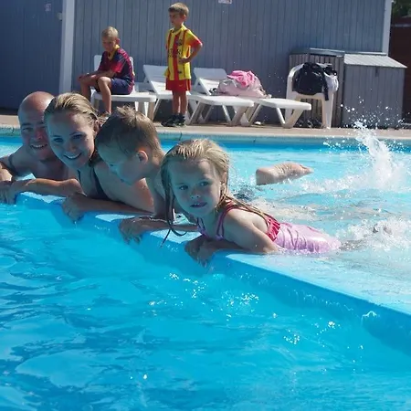 Tornby 4* 히르츠할즈